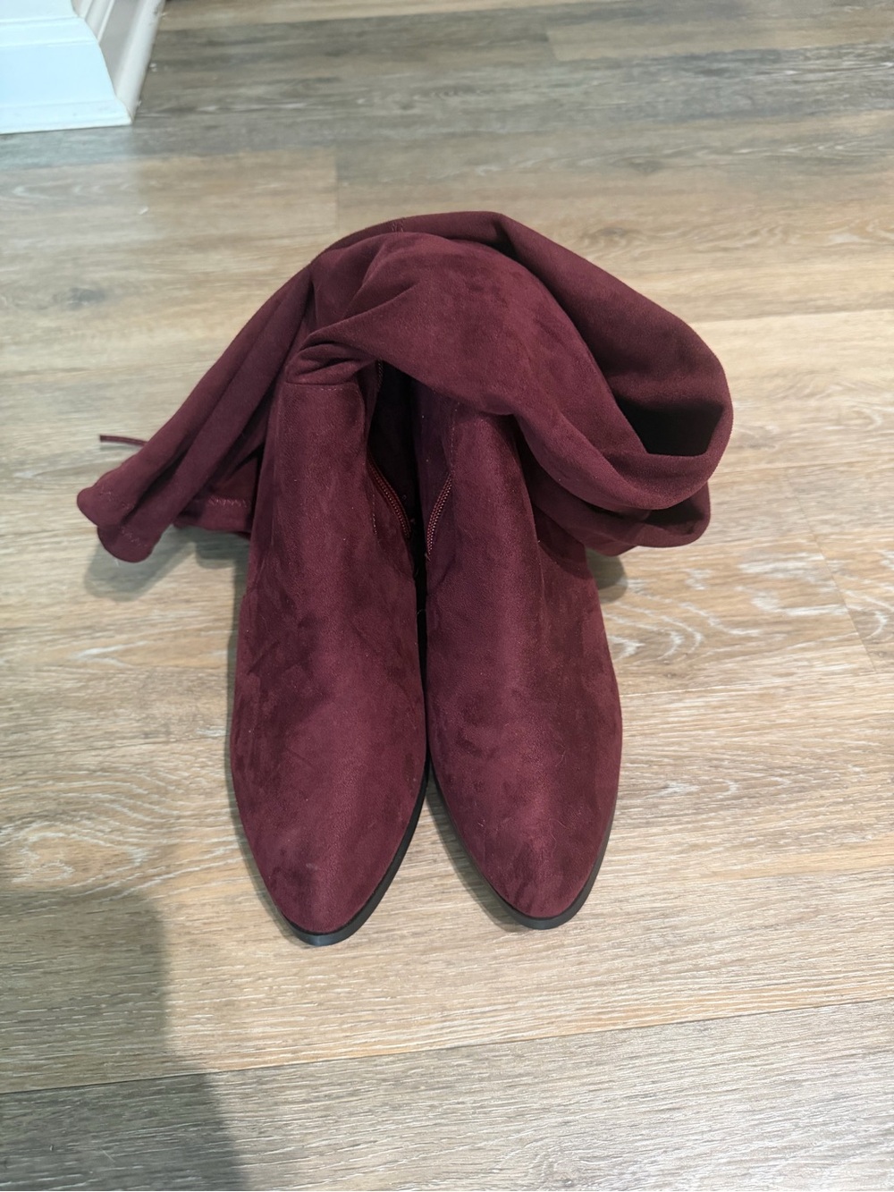 Women’s Thigh High Boots - Burgundy Suede